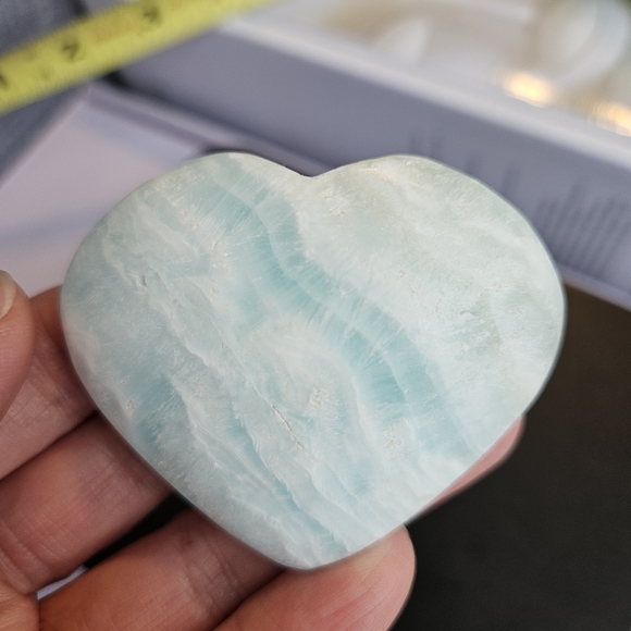 Caribbean Calcite blue Hearts crystals bundle - Picture 7 of 9